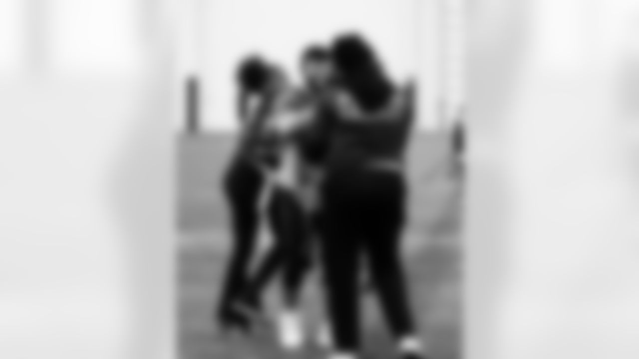 2025_0517_GIRLS_FLAG_CLINIC_0957
