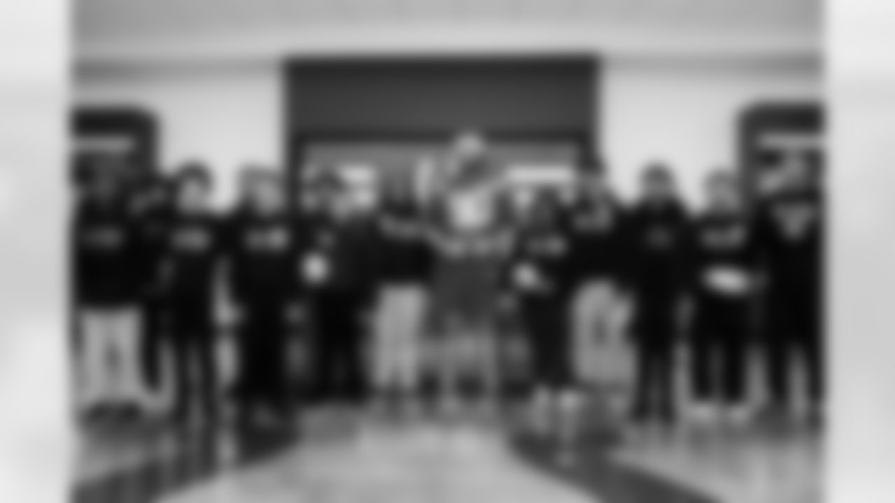 DT Grover Stewart #90