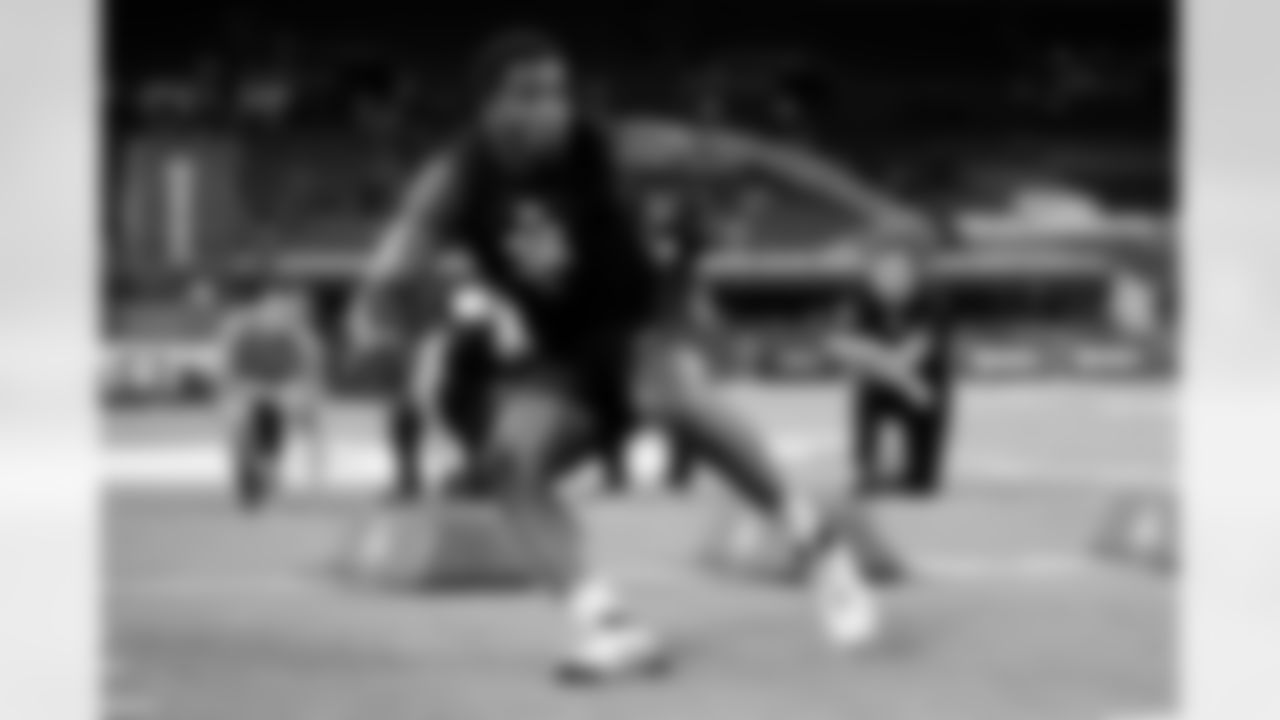 Penn State defensive lineman Dani Dennis-Sutton (36) participates in a drill during the 2026 NFL Scouting Combine on Thursday, February 26, 2026 in Indianapolis, Indiana. (Lauren Leigh Bacho/NFL)