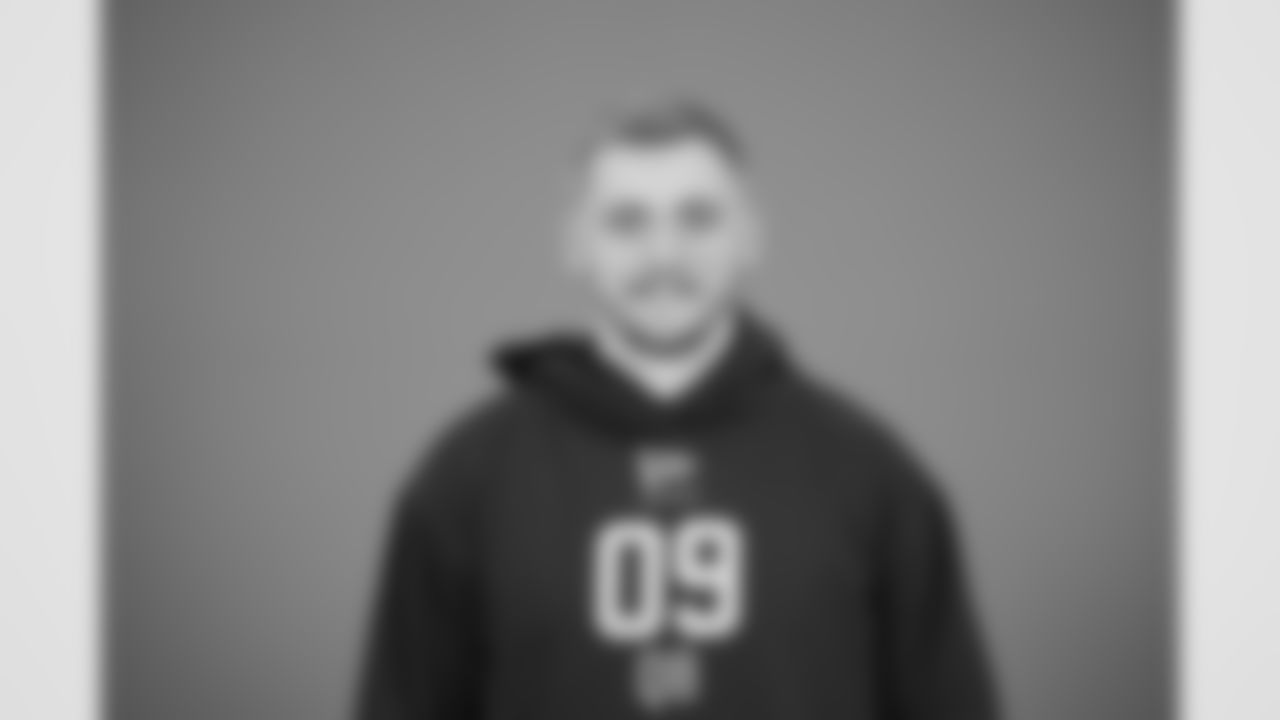 Georgia Tech quarterback Haynes King (09) poses for a portrait at the NFL football scouting combine in Indianapolis, Wednesday, Feb. 25, 2026 (AJ Mast/AP Content Services for the NFL)