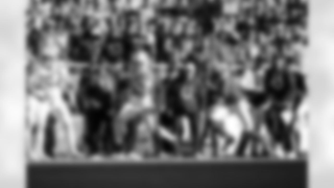 RB Jonathan Taylor #28