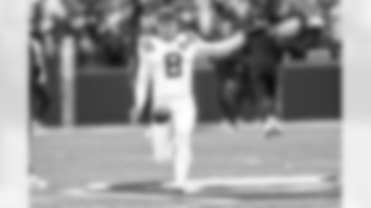 2025_1214_SEA_Pregame_0009