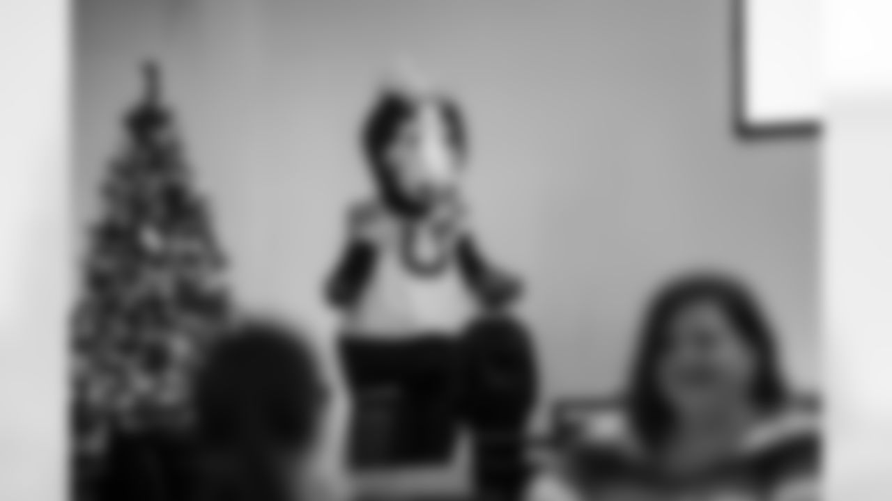 2025_1216_Books_for_Youth_29692