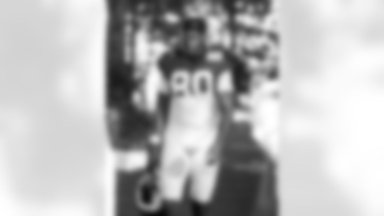 TE Jelani Woods #80
