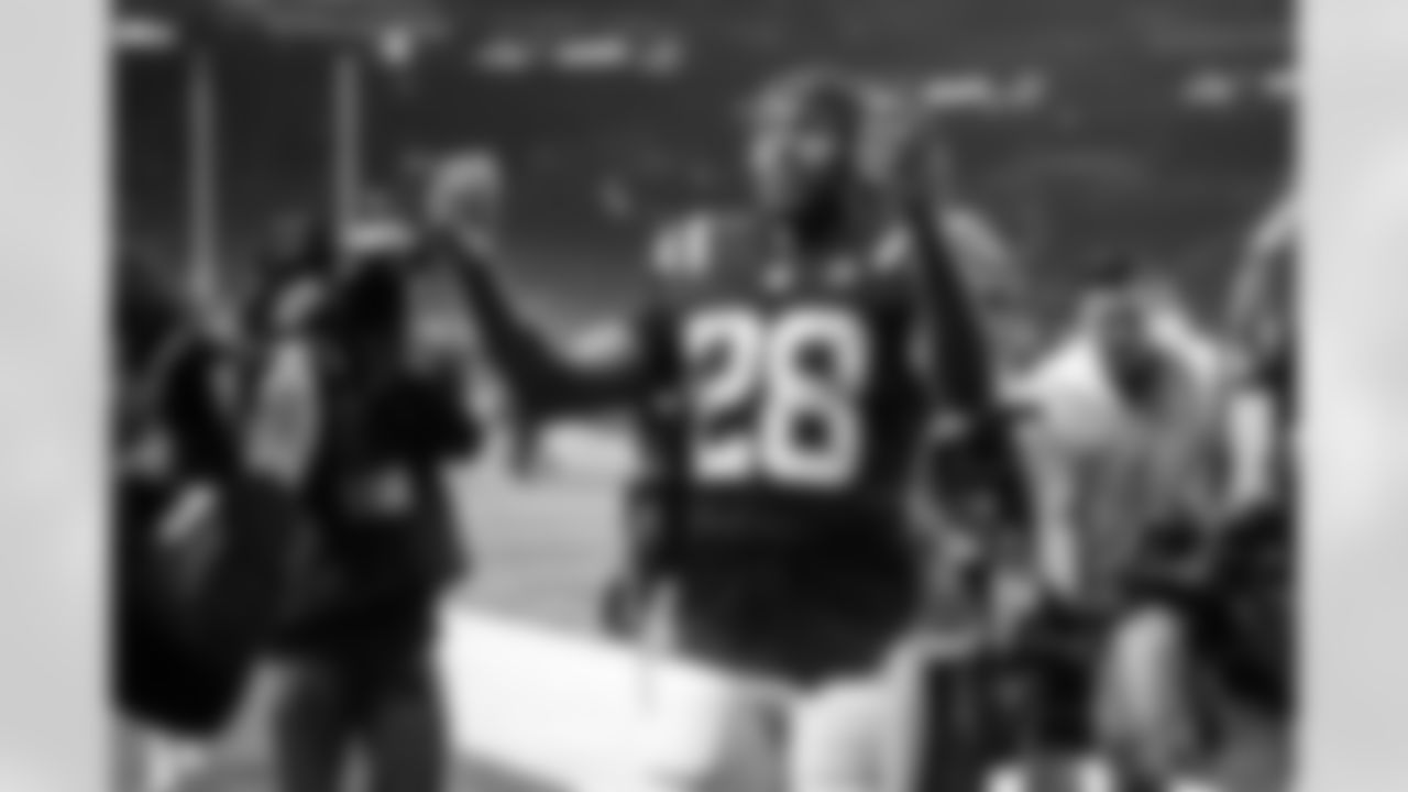 RB Jonathan Taylor #28