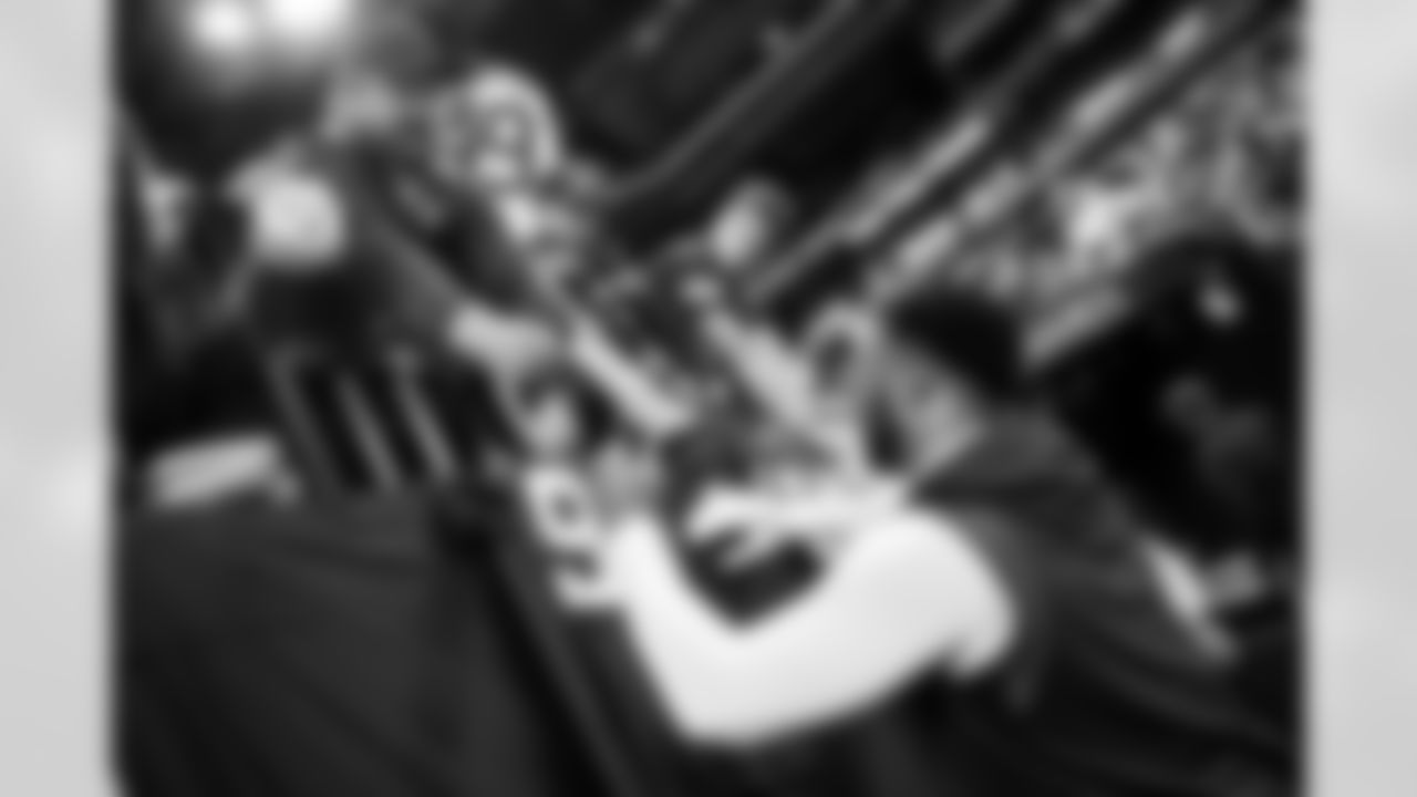 DT DeForest Buckner #99