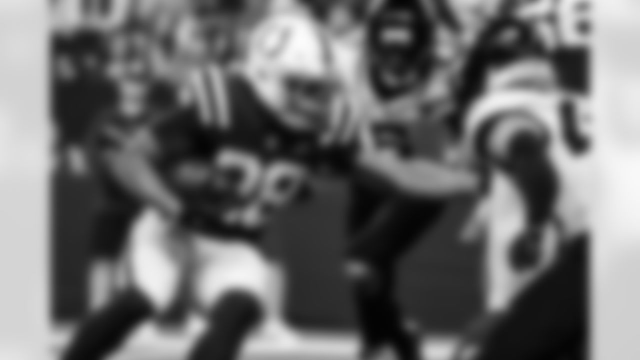 RB Jonathan Taylor #28