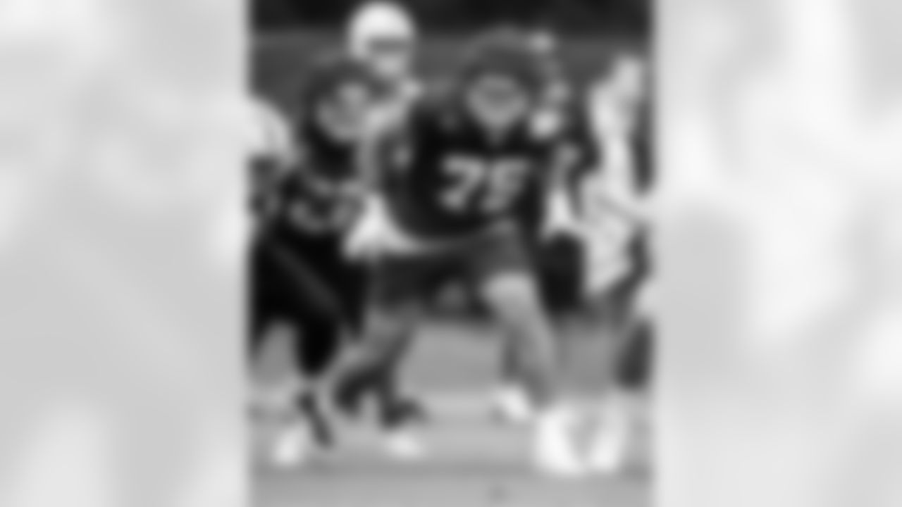 T Jalen Travis #75