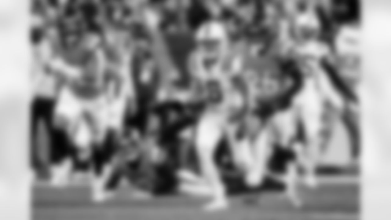 WR Anthony Gould #6