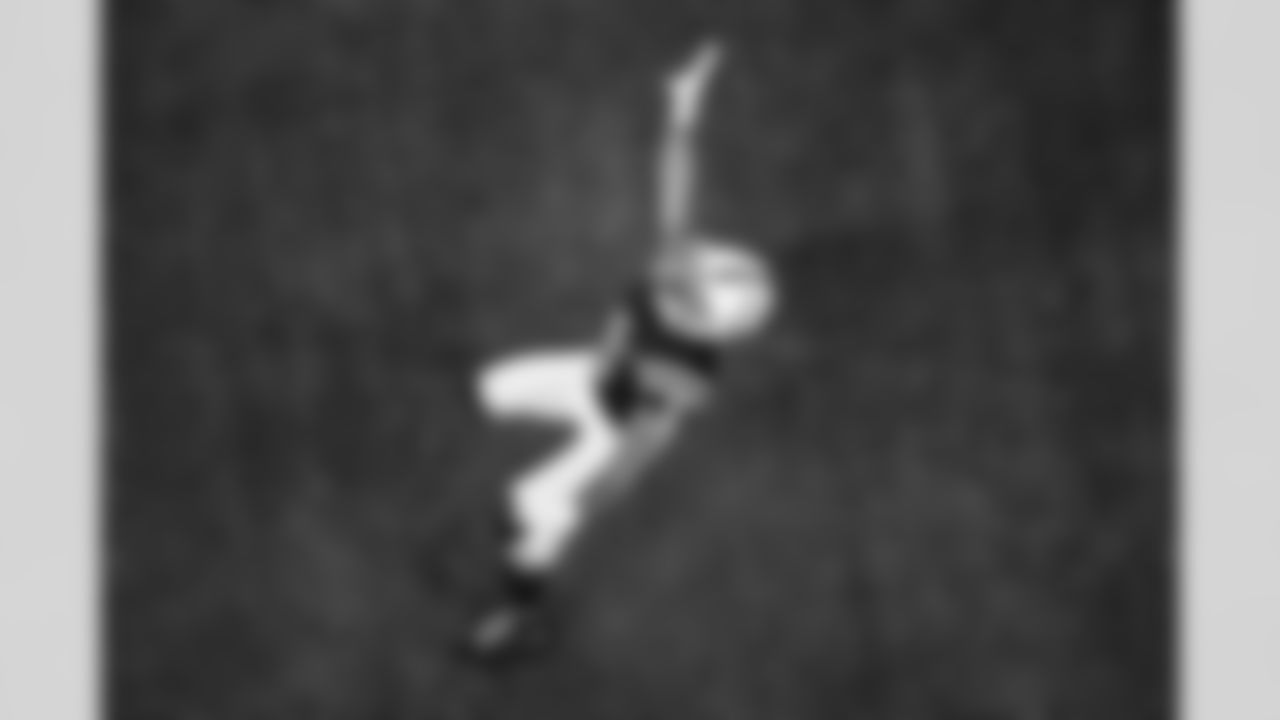 WR Anthony Gould #6