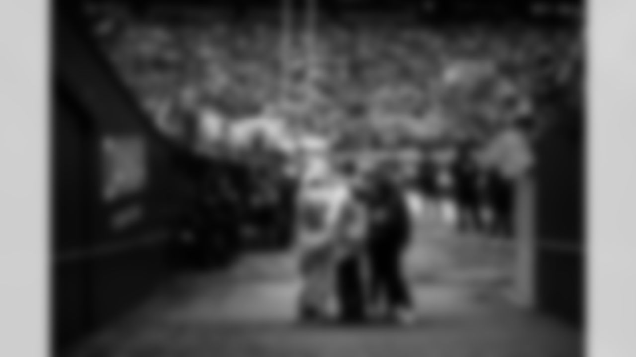 K Blake Grupe #10 and Isabel Diaz - Harriet P. Irsay Fellow