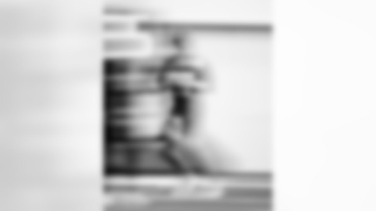 QB Phillip Rivers #17