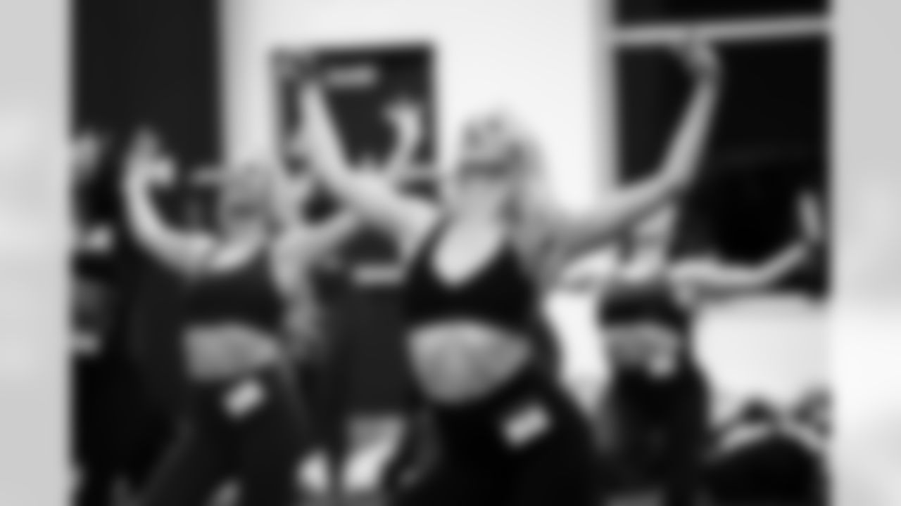 Alyssa - Colts Cheer