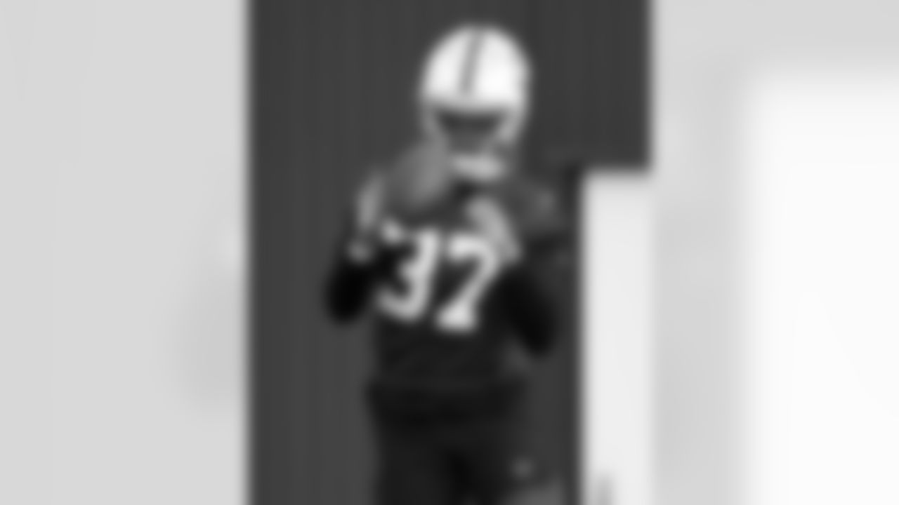 37 CB Ameer Speed