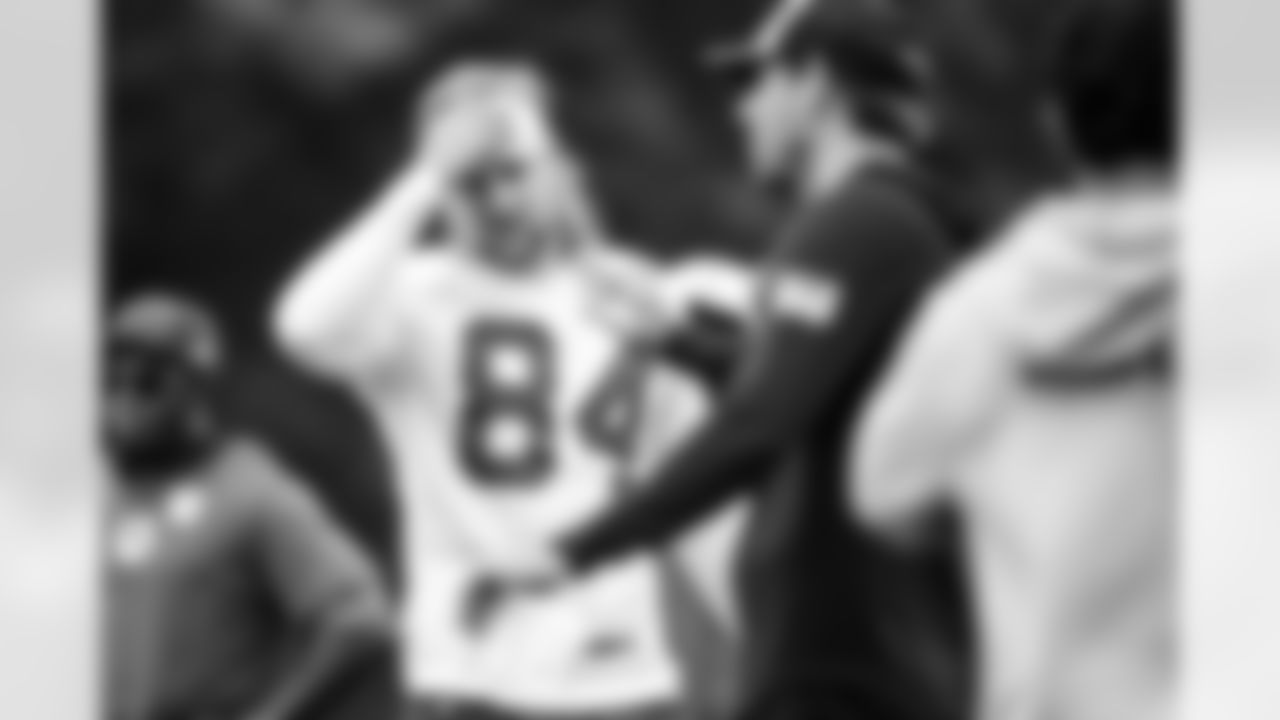 TE Tyler Warren #84