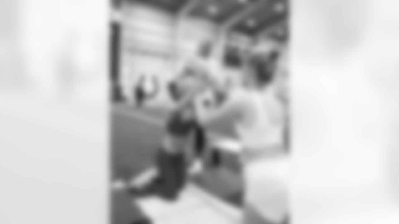 Natsume N. and Erin Smith - Cheerleader Manager