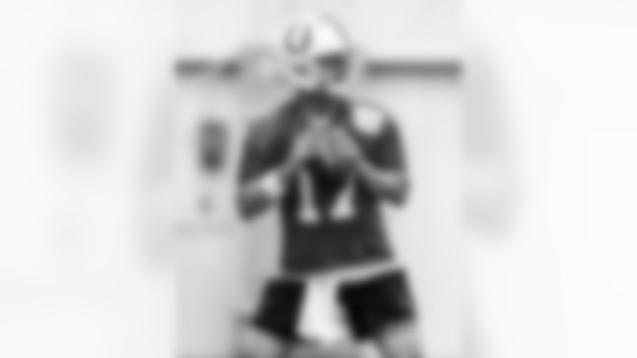 QB Daniel Jones #17
