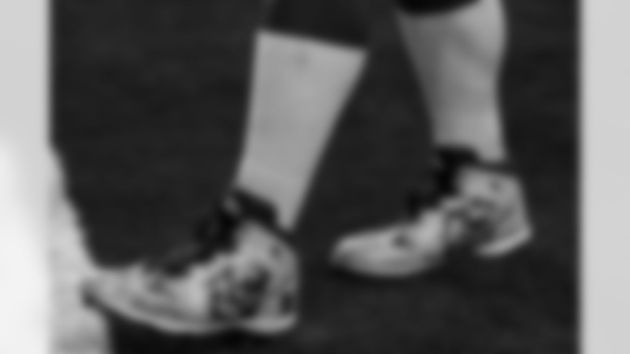 2025_1130_HOU_Pregame_0017