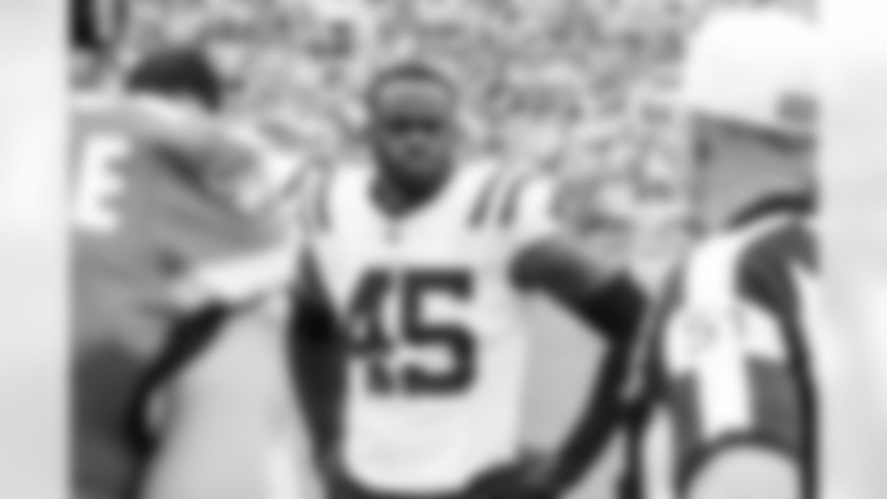 LB E.J. Speed #45