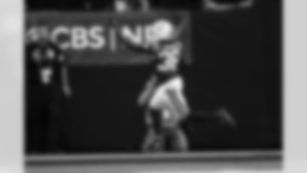 CB Chris Lammons #38
