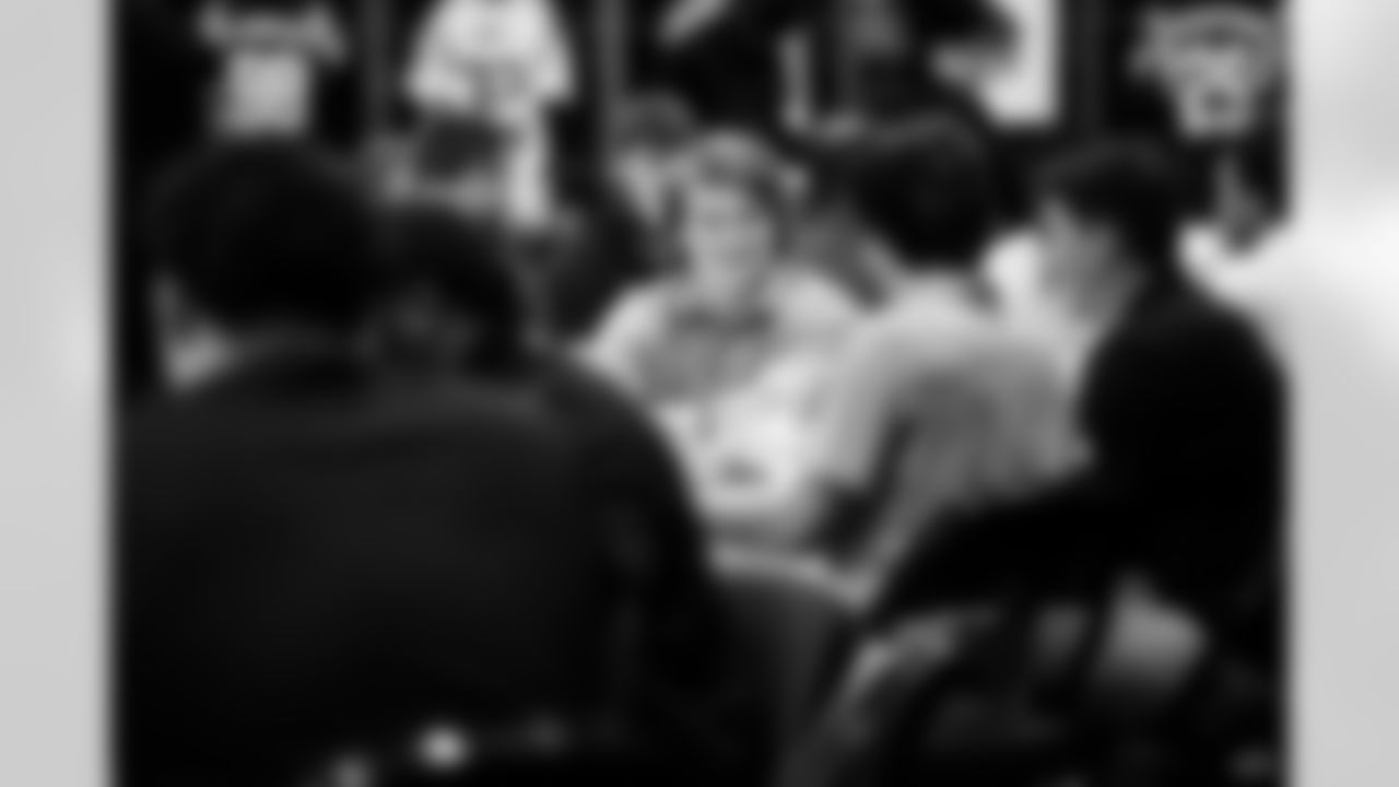 2025_0509_ROOKIE_DINNER_0019