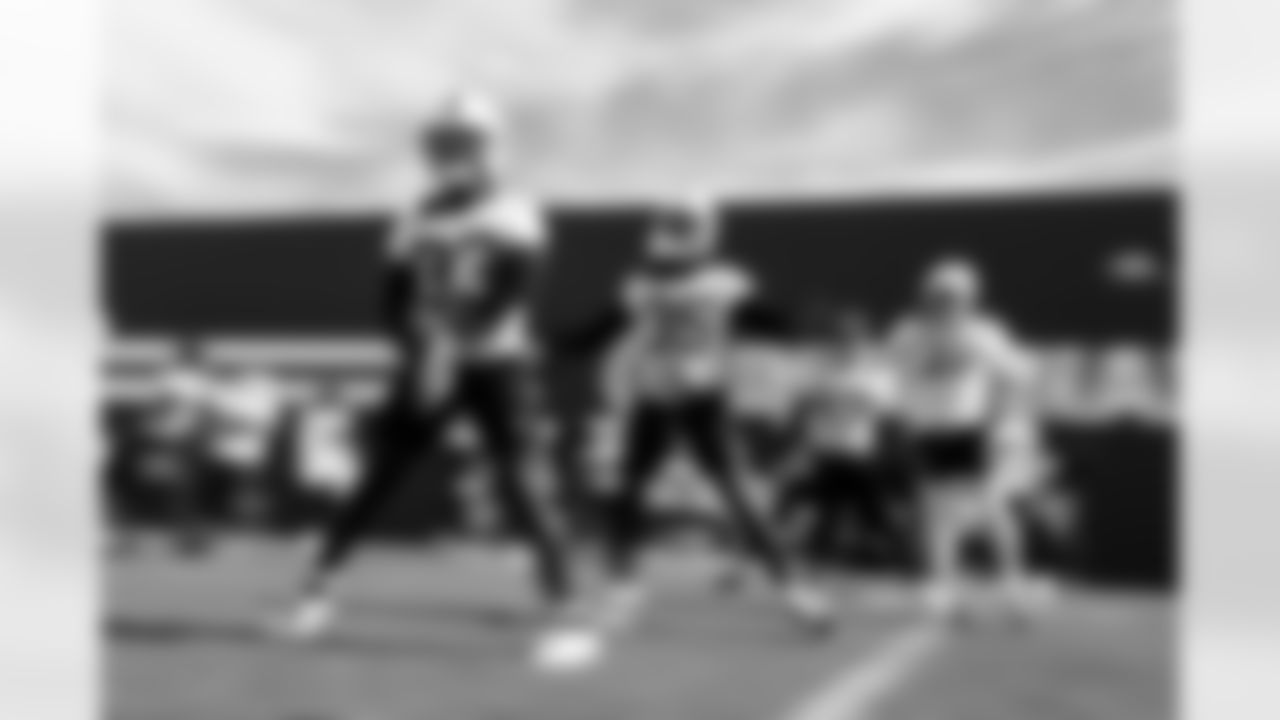 CB Mike Hilton #33 and CB Johnathan Edwards #35