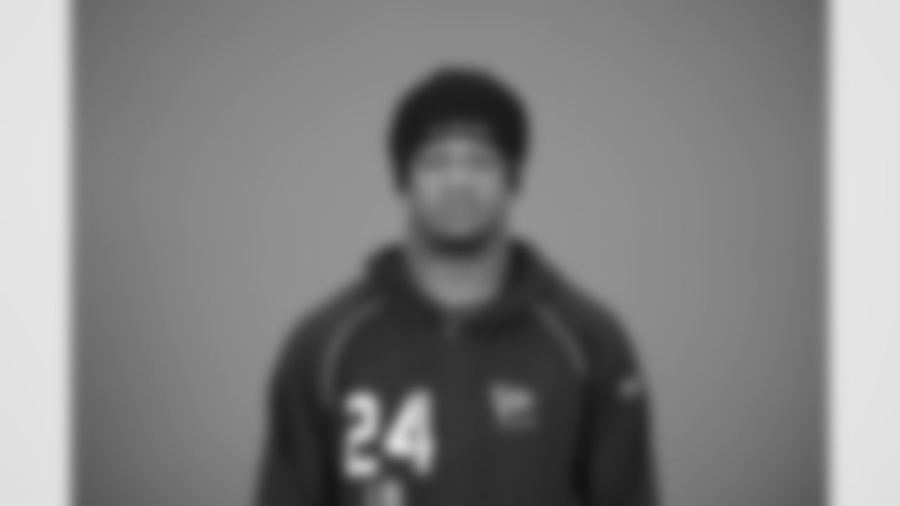 Arkansas linebacker Xavian Sorey Jr. (24) poses for a portrait at the NFL football scouting combine in Indianapolis, Tuesday, Feb. 24, 2026 (AJ Mast/AP Content Services for the NFL)