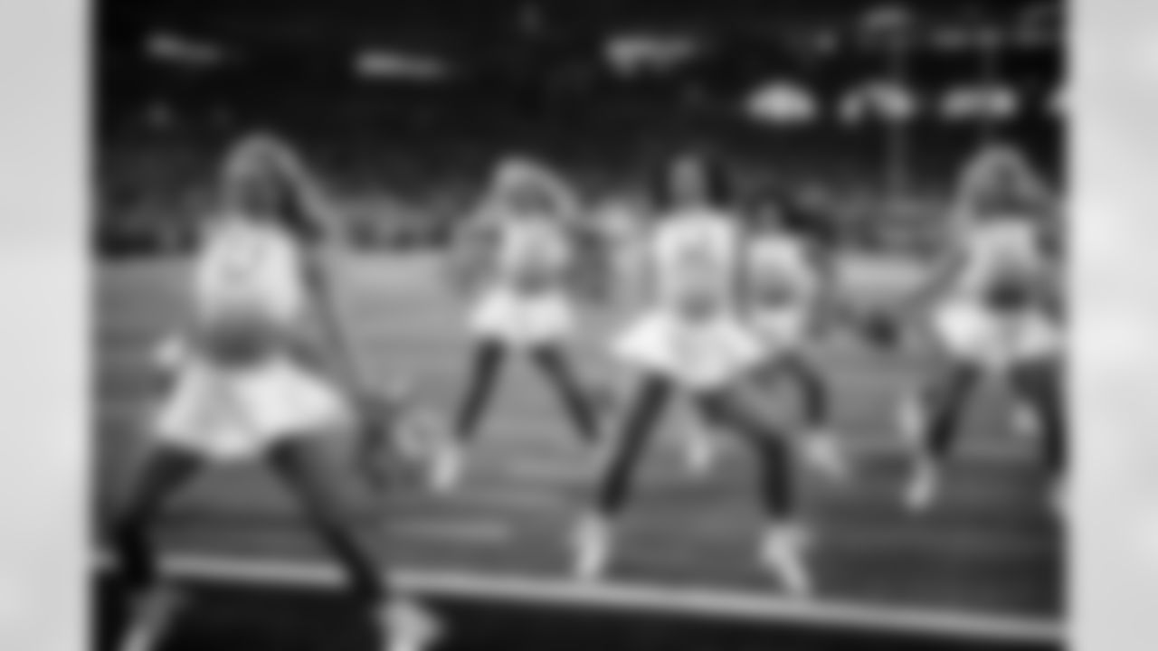 Alyssa R., Kinsley B., Danae M., Victoria V. and MacLaine F.