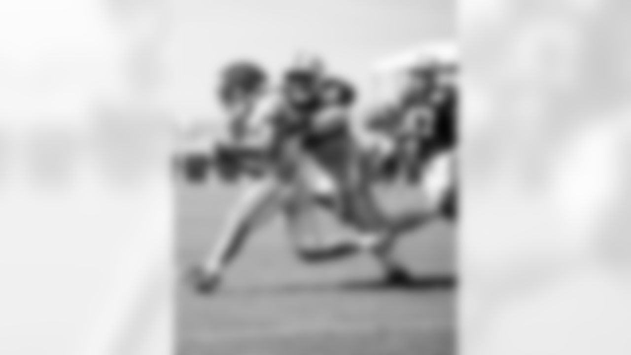 WR Coleman Owen #3 and LB Jacob Philips #54