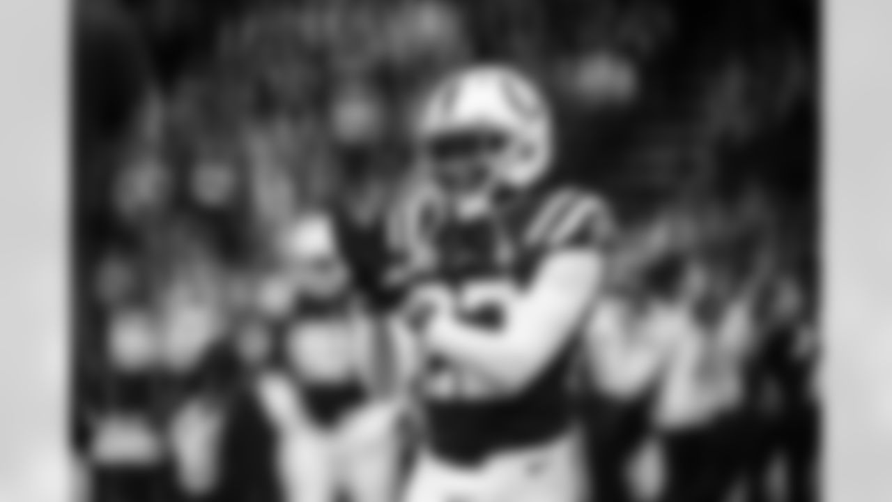 CB Kenny Moore II #23