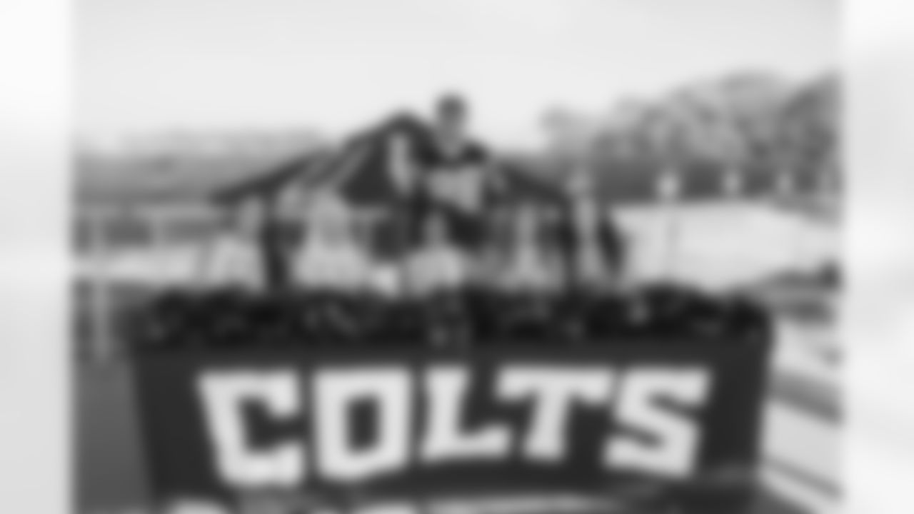 Cierra B., Jamie H., Jada W., Laura P. and Victoria V.