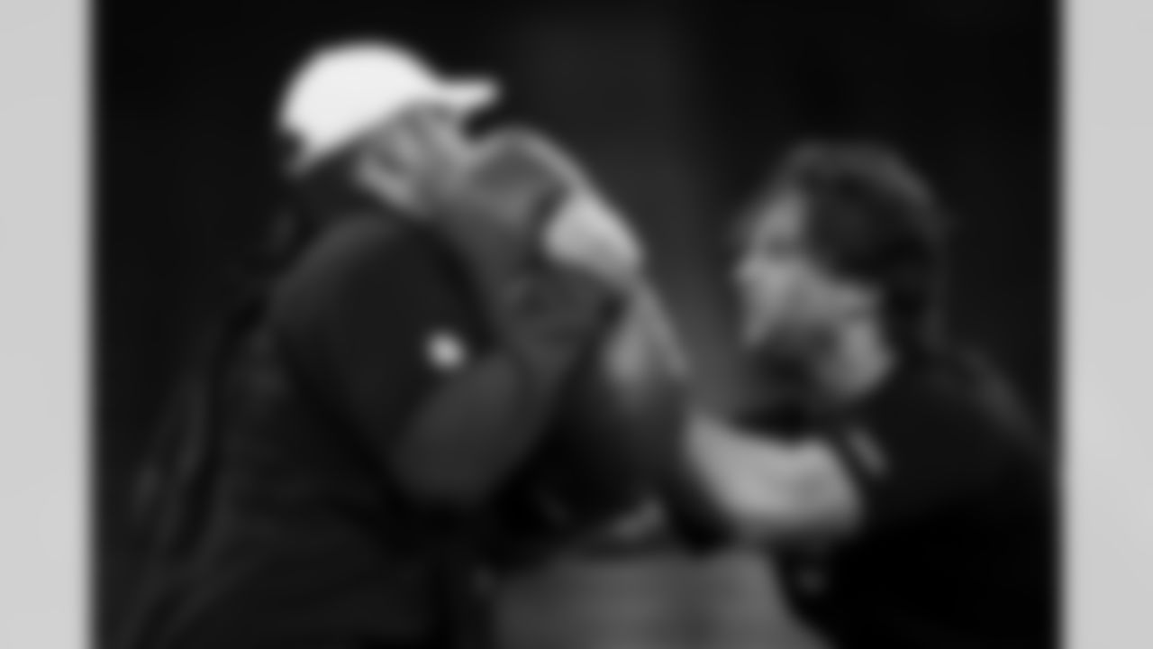 Clemson offensive lineman Blake Miller (35) participates in a drill during the 2026 NFL Scouting Combine on Sunday, March 1, 2026 in Indianapolis, Indiana. (Cooper Neill/NFL)