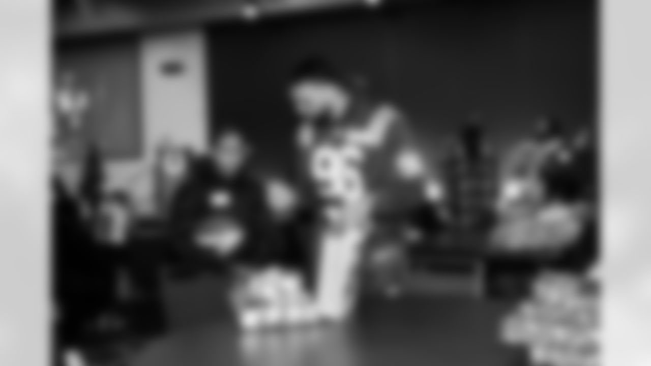 DT Chris Wormley #96