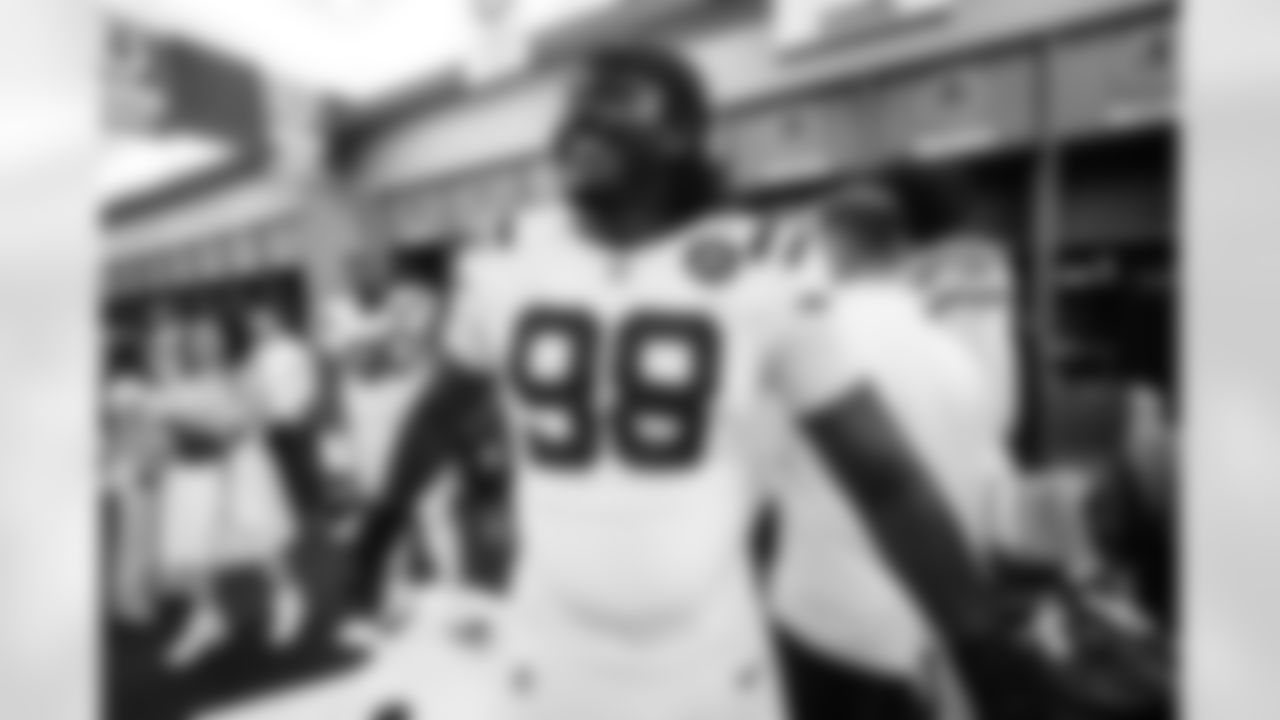 DT Eric Johnson II #98