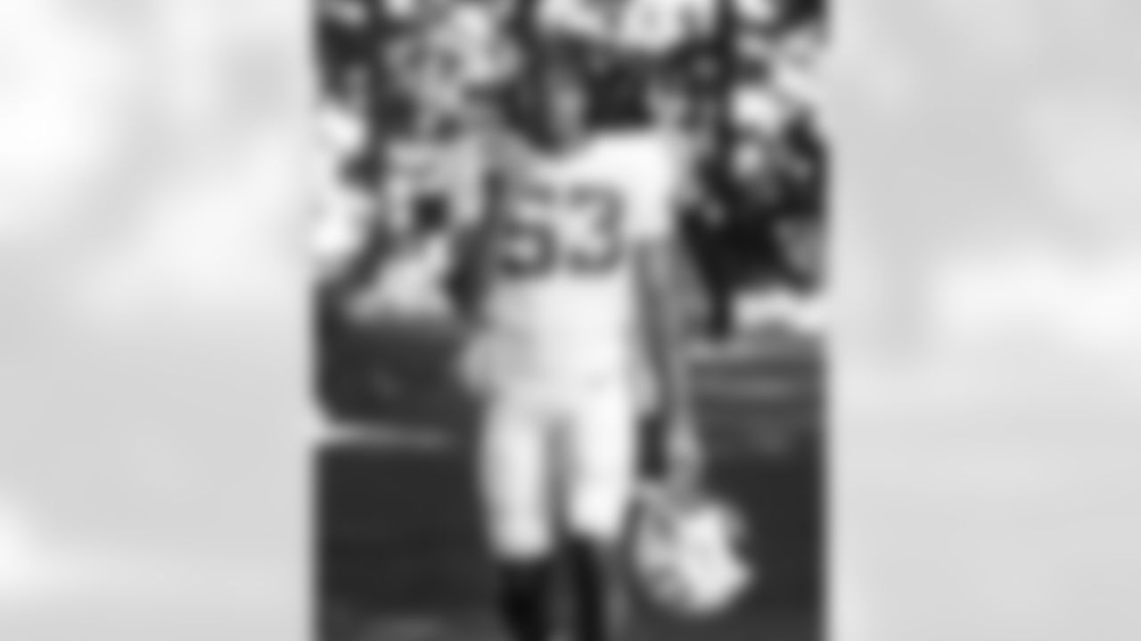 LB Solomon DeShields #53