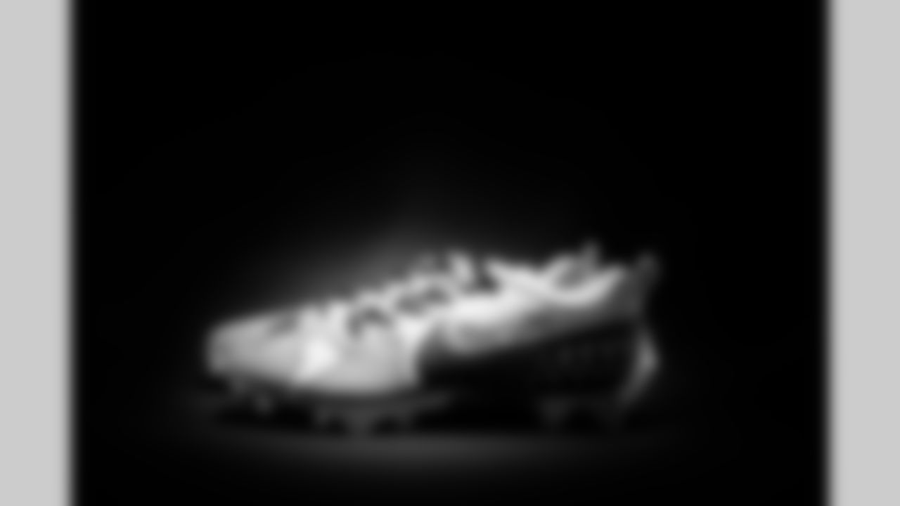 CB Johnathan Edwards #35