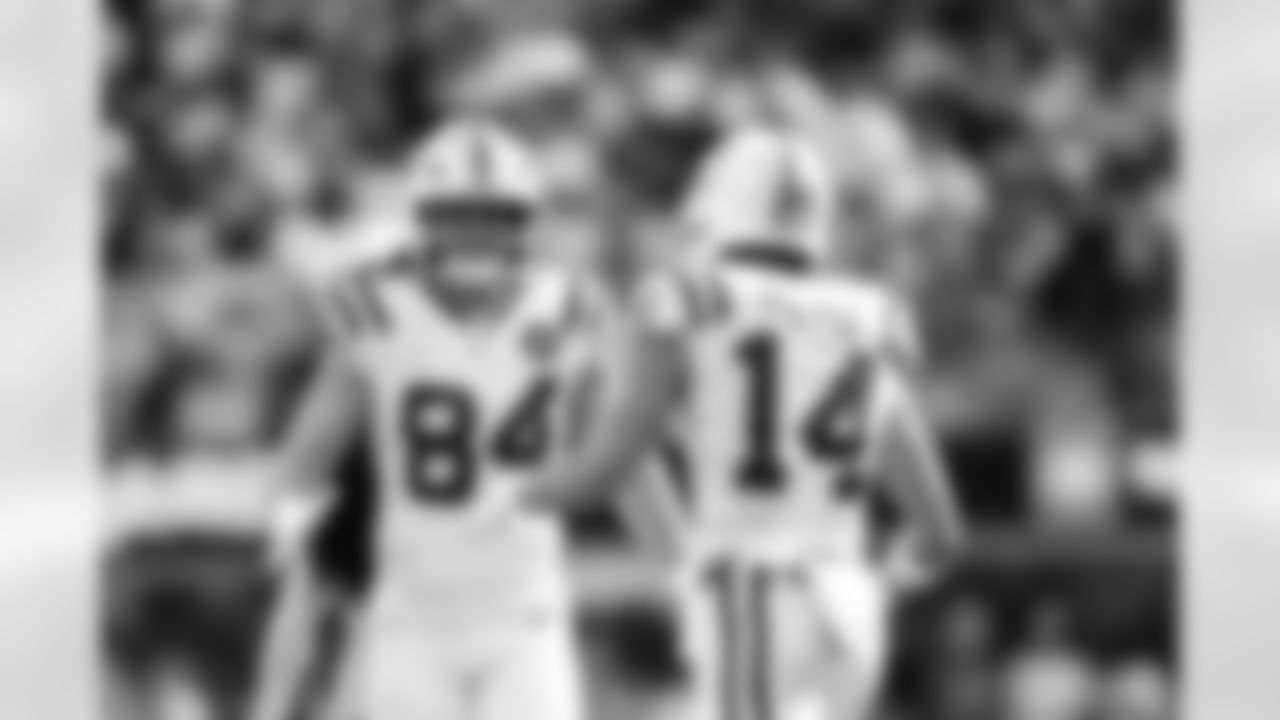 TE Tyler Warren #84 and WR Alec Pierce #14