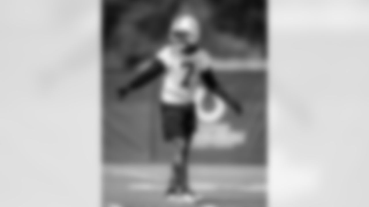 CB Charvarius Ward #7
