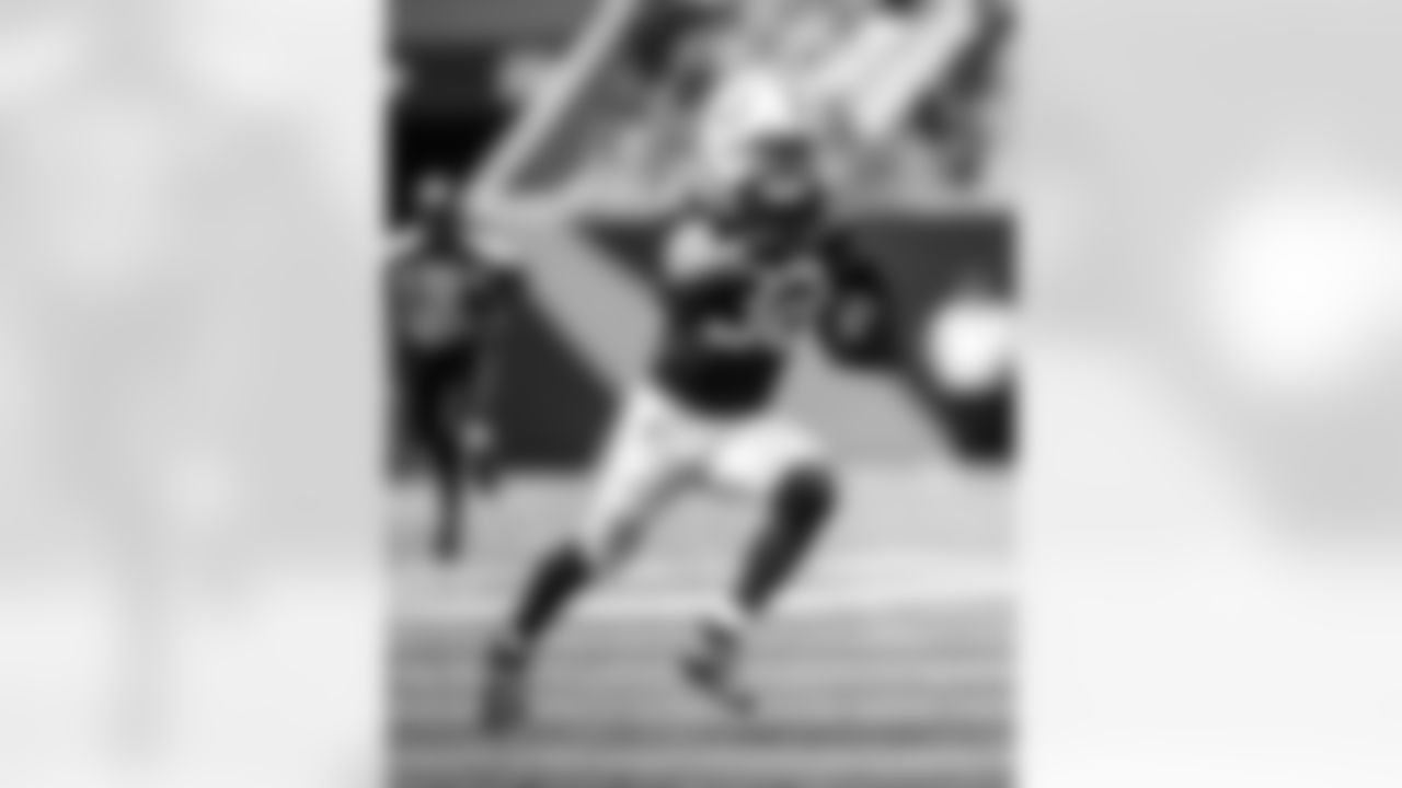 S Daniel Scott #32