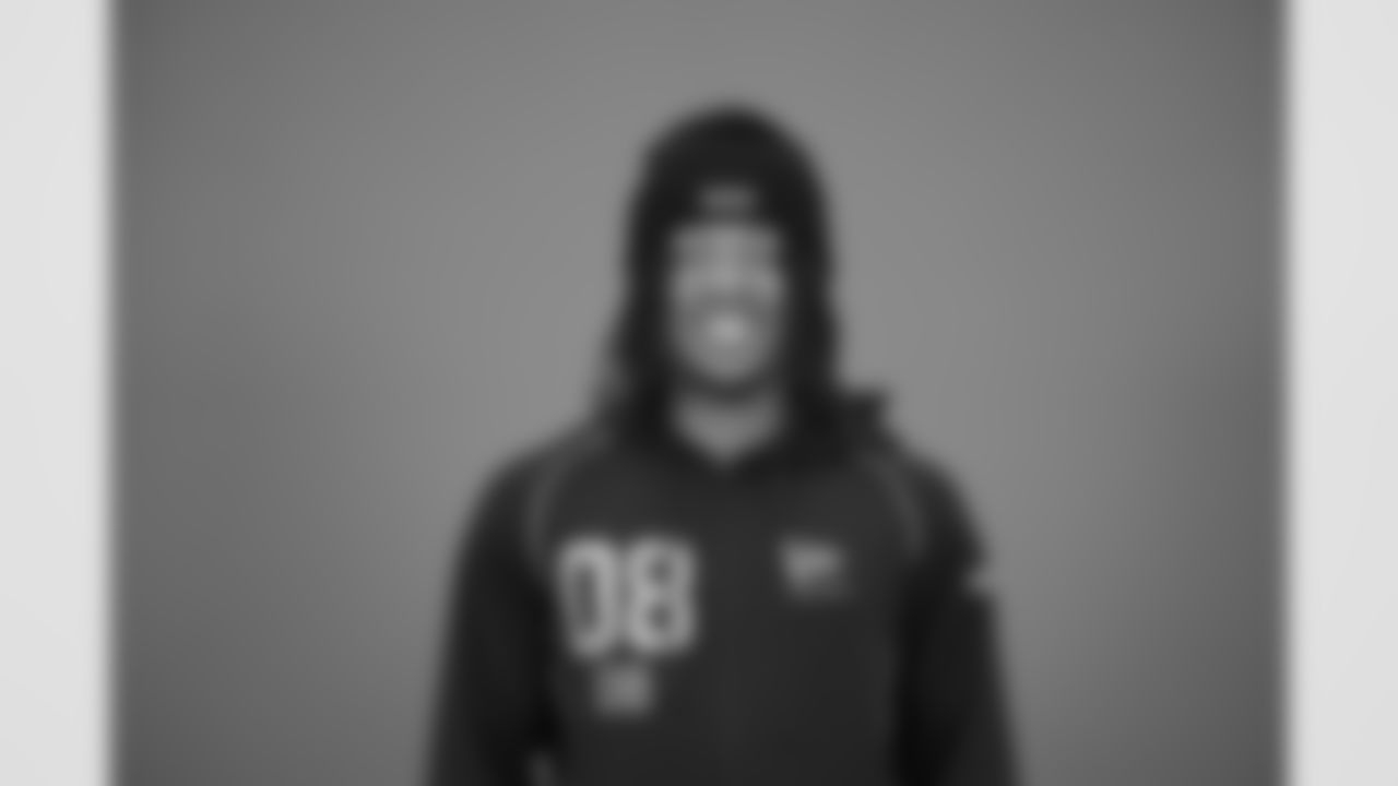 North Carolina defensive back Thaddeus Dixon (08) db0 poses for a portrait at the NFL football scouting combine in Indianapolis, Thursday, Feb. 26, 2026 (AJ Mast/AP Content Services for the NFL)