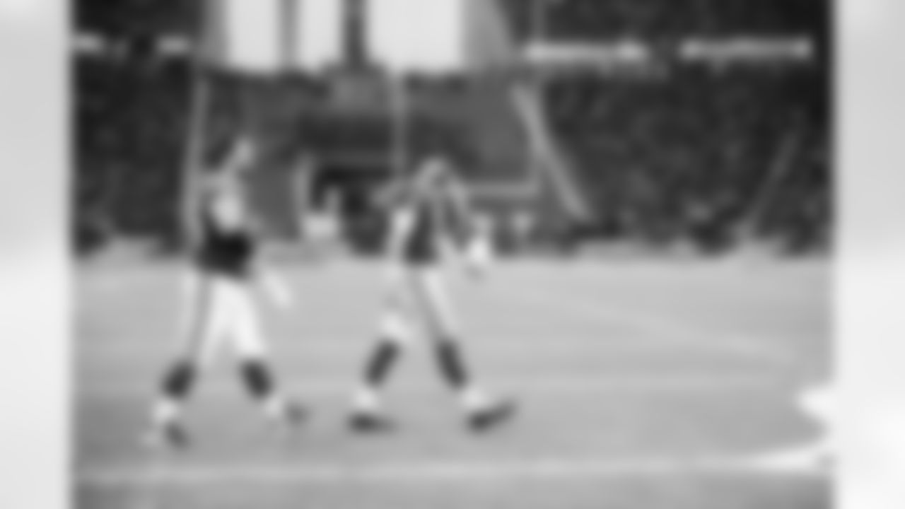 G Quenton Nelson #56 and QB Daniel Jones #17