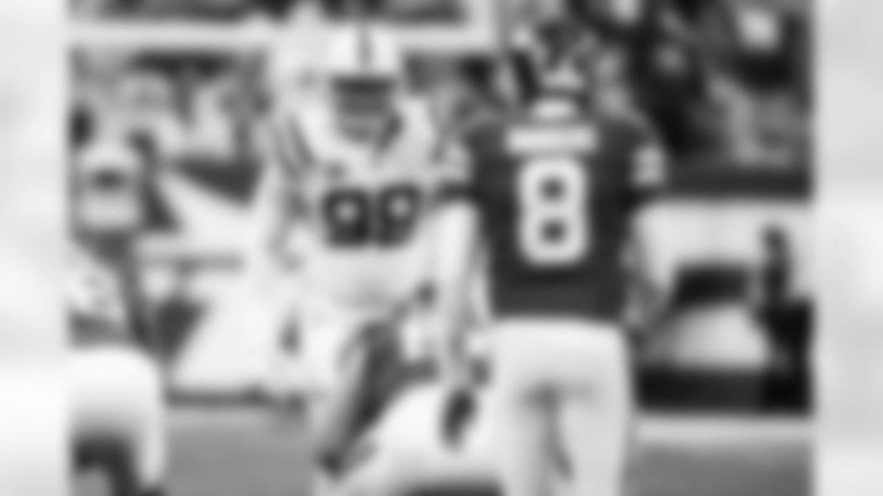 DT DeForest Buckner #99