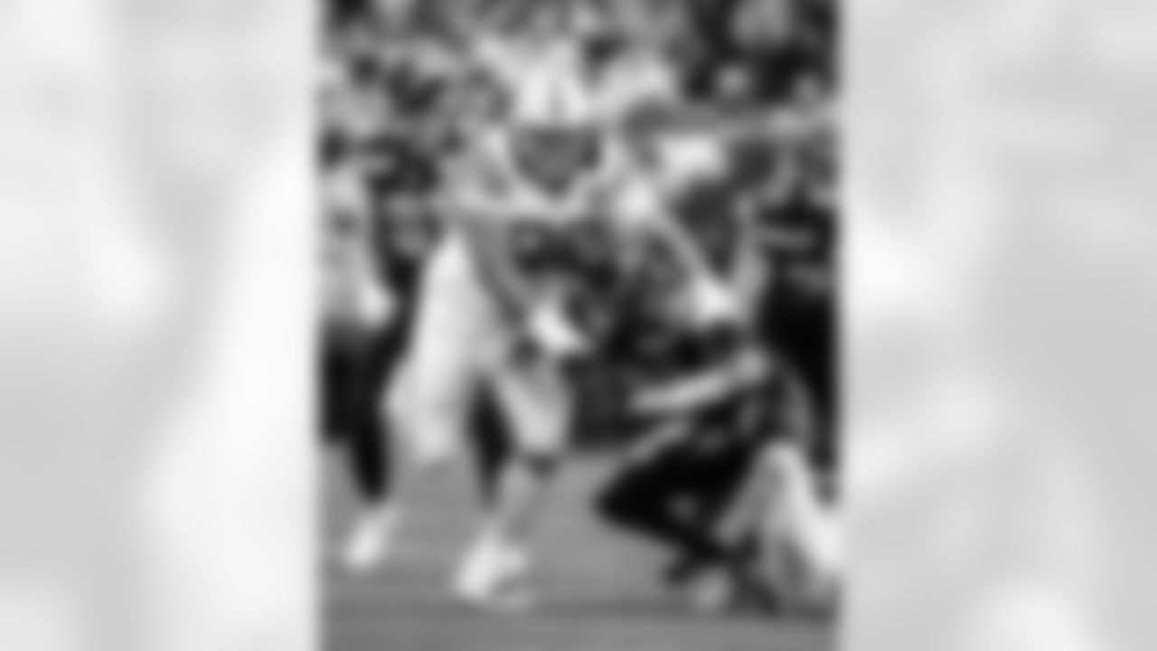 DT Grover Stewart #90