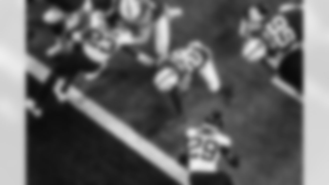 RB Jonathan Taylor #28