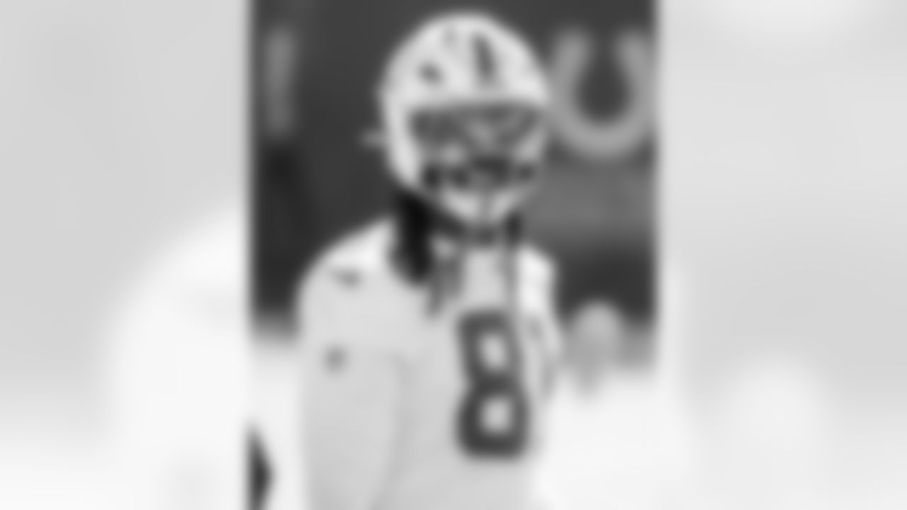 TE Mo Alie-Cox #81