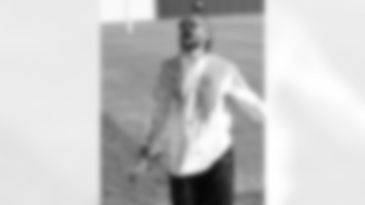 10 QB Gardner Minshew