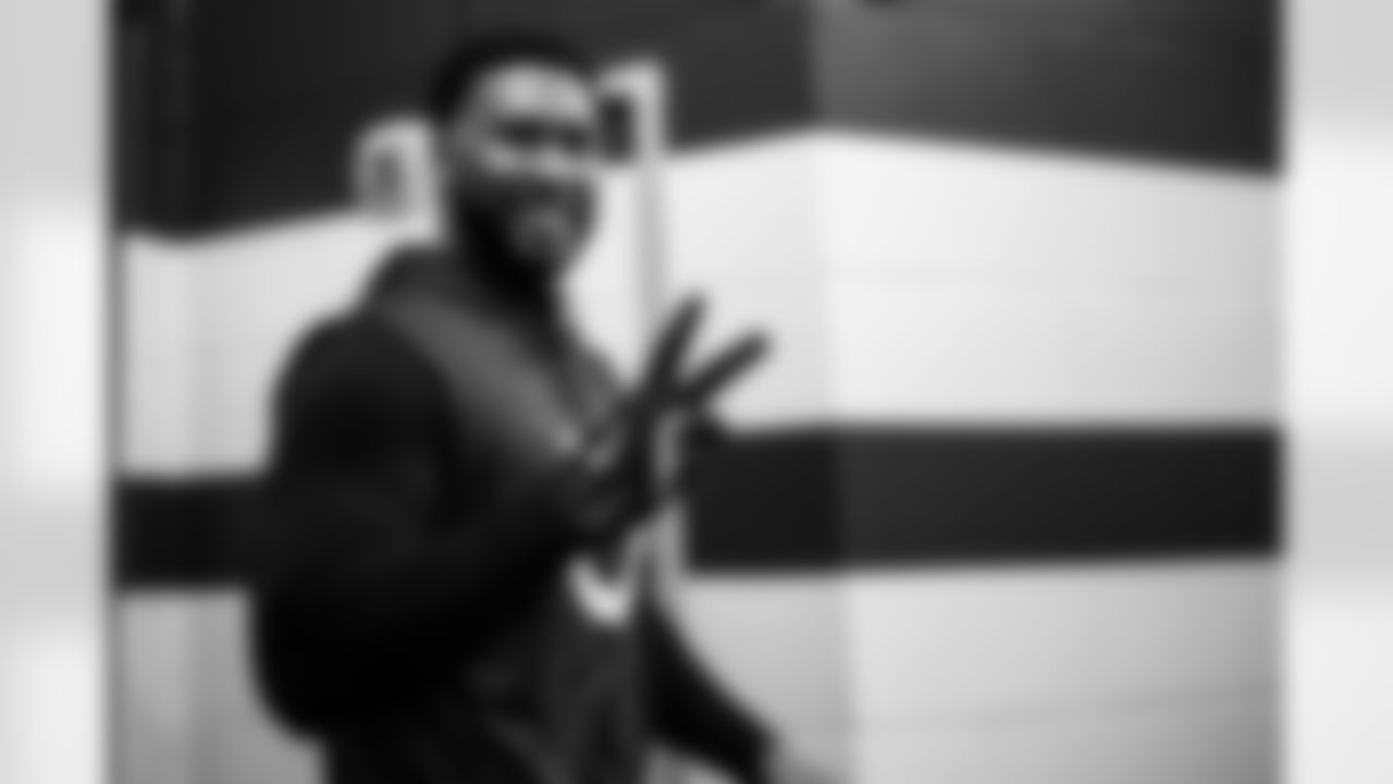 DT DeForest Buckner #99