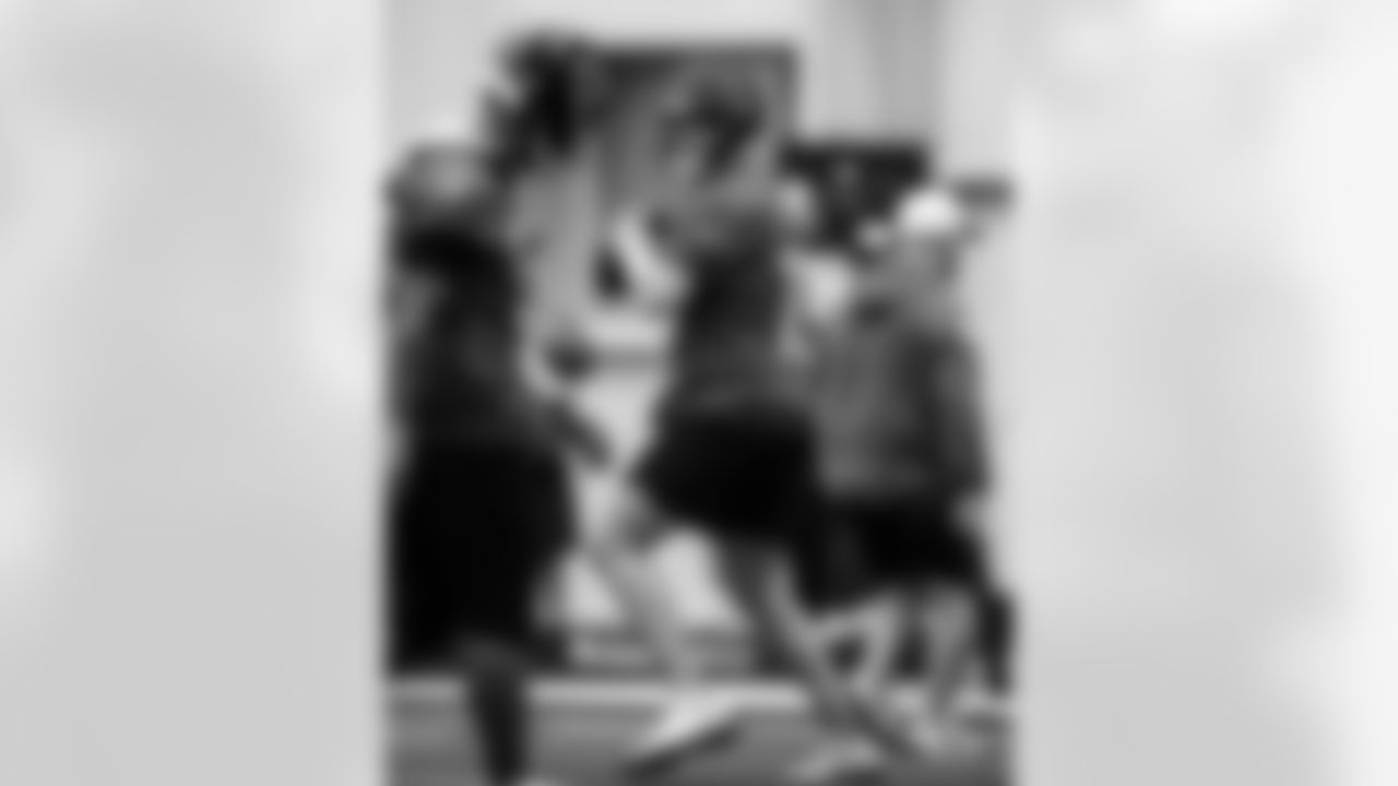 QB Philip Rivers #17