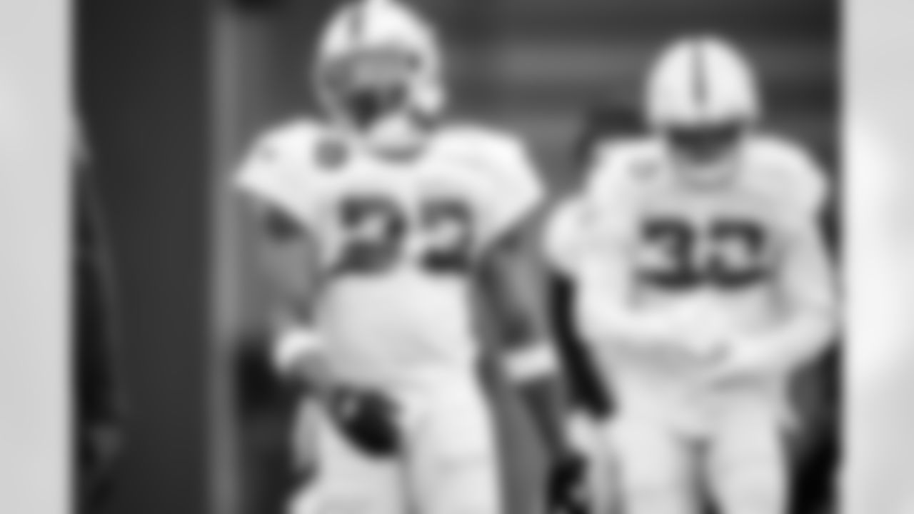 CB Kenny Moore II #23