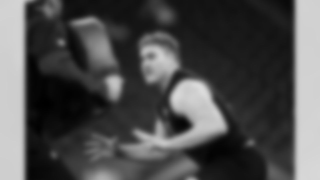 Kentucky offensive lineman Jager Burton (10) participates in a drill during the 2026 NFL Scouting Combine on Sunday, March 1, 2026 in Indianapolis, Indiana. (Cooper Neill/NFL)